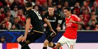  Foto: Gualter Fatia/Getty Images - Legenda: Di María marcou em ação com a camisa do Benfica / Jogada10