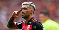  Foto: Marcelo Cortes / CRF - Legenda: Arrascaeta é um dos destaques da equipe do Flamengo / Jogada10