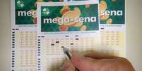 Mega-Sena 2734 sorteio loteria agências caixa  Foto: Suno