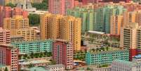 Cores em tom pastel adornam Pyongyang, a capital da Coreia do Norte Foto: Getty Images / BBC News Brasil