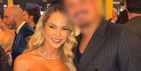 Namorando? Gabi Martins chega agarradinha com sertanejo na festa de Virginia  Foto: Divulgação / Contigo