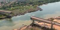 Ponte que ligava o Tocantins ao Maranhão desabou  Foto: Divulgação/PMTO