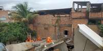 Casa desaba e soterra adolescente de 15 anos em Belo Horizonte (MG)  Foto: Divulgação/Corpo de Bombeiros