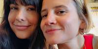 "Essa &eacute; a nossa primeira selfie", escreveu Bianca Comparato  Foto: Reprodu&ccedil;&atilde;o: Instagram/biancacomparato