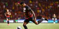 Felipinho atuando pelo Sport. Foto: Paulo Paiva/SCR / Esporte News Mundo