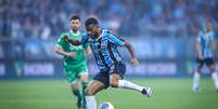 Reinaldo se despede do Grêmio (FOTO: LUCAS UEBEL/GRÊMIO FBPA) Foto: Esporte News Mundo