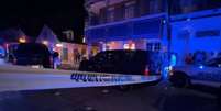 Há relatos de um incidente com mortes em uma das ruas mais famosas de Nova Orleans  Foto: BBC News Brasil