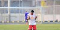 Riquelme, jogador do time sub-20 do Red Bull Bragantino.   Foto: Fernando Roberto/Red Bull Bragantino / Esporte News Mundo