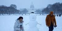 Em Washington, houve um acúmulo de 13 a 23 cm de neve  Foto: Reuters / BBC News Brasil