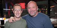 Mark Zuckerberg ao lado de Dana White em evento do UFC Foto: Divulgação/Instagram Oficial UFC / Esporte News Mundo