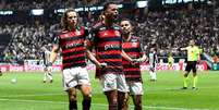 Carlinhos explode de alegria após fazer o segundo gol do Flamengo sobre o Atlético-MG   Foto: Gilvan de Souza / CRF / Esporte News Mundo