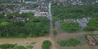 Inundações atingem o município de Peruíbe. Há risco de chuva ainda na região. Foto: Divulgação/Defesa Civil de SP / Estadão