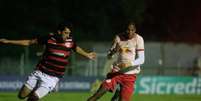  Foto: Fernando Roberto/Red Bull Bragantino - Legenda: Bragantino e Flamengo em duelo pela Copinha 2025 / Jogada10