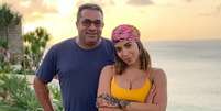 Anitta com seu pai Mauro Machado, o Painitto  Foto: Reprodução/Instagram