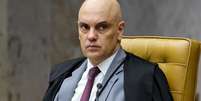 Alexandre de Moraes, do STF, decora gabinete com documentos históricos dos EUA; ministro passou a ser atacado por trumpistas após barrar viagem de Bolsonaro aos EUA  Foto: Gustavo Moreno/SCO/STF.