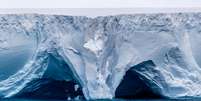 Iceberg A23a à deriva no Oceano Antártico após se soltar da plataforma de gelo Larsen Foto: Getty Images / BBC News Brasil