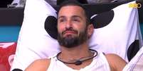 Diego Hypolito consegue mudar sua imagem graças a seus atos e à perseguição de alguns rivais no reality show  Foto: Reprodução