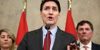 O primeiro-ministro do Canadá anunciou já na noite de sábado a imposição de tarifas de 25% sobre US$155 bilhões em produtos americanos  Foto: Getty Images / BBC News Brasil