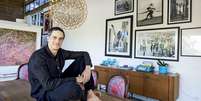 O ator Mateus Solano recebeu CARAS em sua casa  Foto: Selmy Yassuda / Caras Brasil
