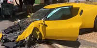 Ferrari bate em muro e fica destruída  Foto: Reprodução