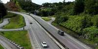 SP-099, de São José dos Campos a Caraguatatuba (SP) - Conhecida como Rodovia dos Tamoios, tem 82 km entre São José dos Campos e Caraguatatuba. A estrada é administrada pela Concessionária Tamoios, que é responsável pela operação, manutenção e ampliação da rodovia. Foto: Divulgação / Flipar