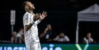 Astro não marcava um gol com a camisa do Peixe desde 2013 –  Foto: Rafael Assunção/Ag. Paulistão - Legenda: Neymar voltou a marcar gol pelo Santos após 12 anos / Jogada10