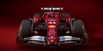 SF25 em apresentação oficial   Foto: Reprodução Scuderia Ferrari