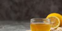 Chá de limão com gengibre.  Foto: Freepik
