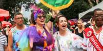 Carol Paraguaçu, porta-estandarte do Bloco do Fico  Foto: Divulgação/Walter Castilho