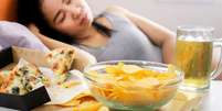 Fugiu da dieta? Confira truques para evitar os excessos / Foto: Shutterstock  Foto: Sport Life