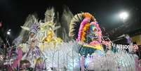 Veja as fotos do desfile da Viradouro no carnaval do Rio  Foto: Alexandre Brum/Especial para o Terra