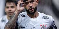  Foto: Jhony Inácio/Ag. Paulistão - Legenda: Memphis Depay voltou a marcar pelo Corinthians e fechou a vitória sobre o Mirassol / Jogada10