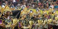 Desfile da escola de samba Rosas de Ouro pelo Grupo Especial do Carnaval 2025 de São Paulo, no Sambódromo do Anhembi, na zona norte da capital paulista, na madrugada deste sábado, 1 de março de 2025. Foto: Estadão Conteúdo