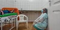 A covid-19 deixou pelo menos 7 milhões de mortos em todo o mundo  Foto: Getty Images / BBC News Brasil