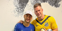 'The Chosen': Neymar tem dia de fã e 'tieta' Dallas Jenkins, criador de série sobre vida de Jesus  Foto: Reprodução/Instagram