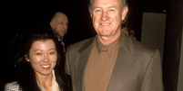Betsy Arakawa e Gene Hackman foram encontrados mortos em casa  Foto: Getty Images