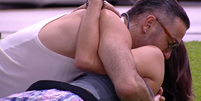 Diego Hypólito e Vitória Strada caem no choro e declaram amor um pelo outro  Foto: Reprodução/TV Globo