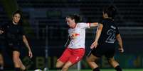 Cata, jogadora das Bragantinas.   Foto: Fernando Roberto/Red Bull Bragantino / Esporte News Mundo