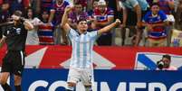 Maxi Salas marcou bonito gol na capital cearense –  Foto: Divulgação/Conmebol / Jogada10