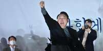 Yoon Suk Yeol sofreu impeachment após tentar usar lei marcial na Coreia do Sul em dezembro  Foto: Getty Images / BBC News Brasil