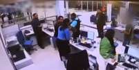 Segurança de banco atirou contra cliente após discussão  Foto: Reprodução