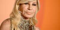 Donatella Versace em evento da Vanity Fair ap&oacute;s o Oscar de 2025, na Calif&oacute;rnia, Estados Unidos  Foto: Lionel Hahn/Getty Images