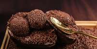 Ovo de Páscoa de brigadeiro  Foto: DihandraPinheiro | Shutterstock / Portal EdiCase