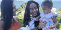Rafaella deu dois coelhos de presente para Mavie  Foto: Reprodução/Instagram 
