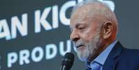 Lula discursou em visita a montadora automotiva no Rio de Janeiro  Foto: Divulgação/Ricardo Stuckert/PR