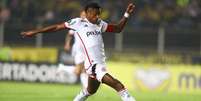 Gilvan de Souza/Flamengo - Legenda: Bruno Henrique forçou um terceiro amarelo diante do Santos, pelo Brasileirão de 2023  Foto: Jogada10