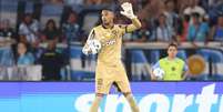  Foto: Vitor Silva/Botafogo - Legenda: John foi um dos destaques do Botafogo na última temporada, com os títulos do Brasileirão e da Libertadores / Jogada10