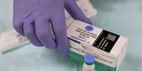 Caixa de ampolas para vacinação contra o sarampo oferecida pela Harris Public Health, no Texas, Estados Unidos (05/04/2025)  Foto: Raquel Natalicchio/Houston Chronicle via Getty Images