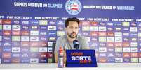 Everton Ribeiro em coletiva pelo Bahia. Foto: Rafael Rodrigues/ECB / Esporte News Mundo