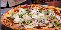 Pizza de Ragù Napoletano da Leggera Pizzaria  Foto: Reprodução/Instagram